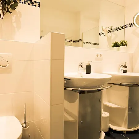 Fewo1846 - Baltic - Komfortable Maisonettewohnung Mit 3 Schlafzimmern, Balkon Und Blick Auf Marina Sonwik Flensburg